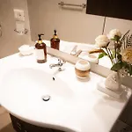 Flower House 4*