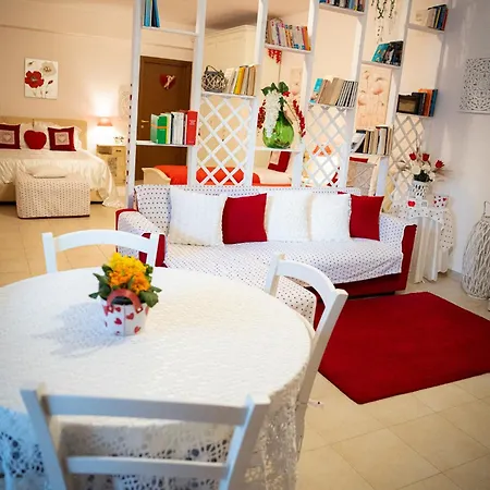 Locazione Turistica Flower House Affittacamere