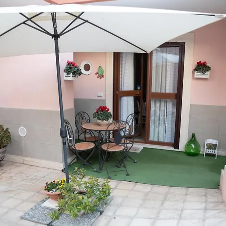 Affittacamere Locazione Turistica Flower House *